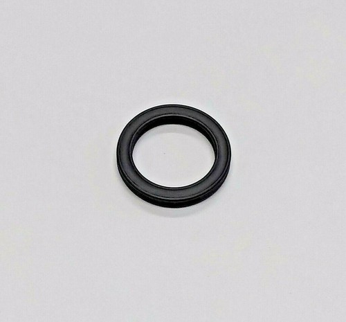 Kick start shaft cover - kick, to